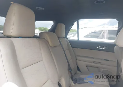 2011 Ford Explorer из США, поврежденный, VIN 1FMHK7B80BGA53179